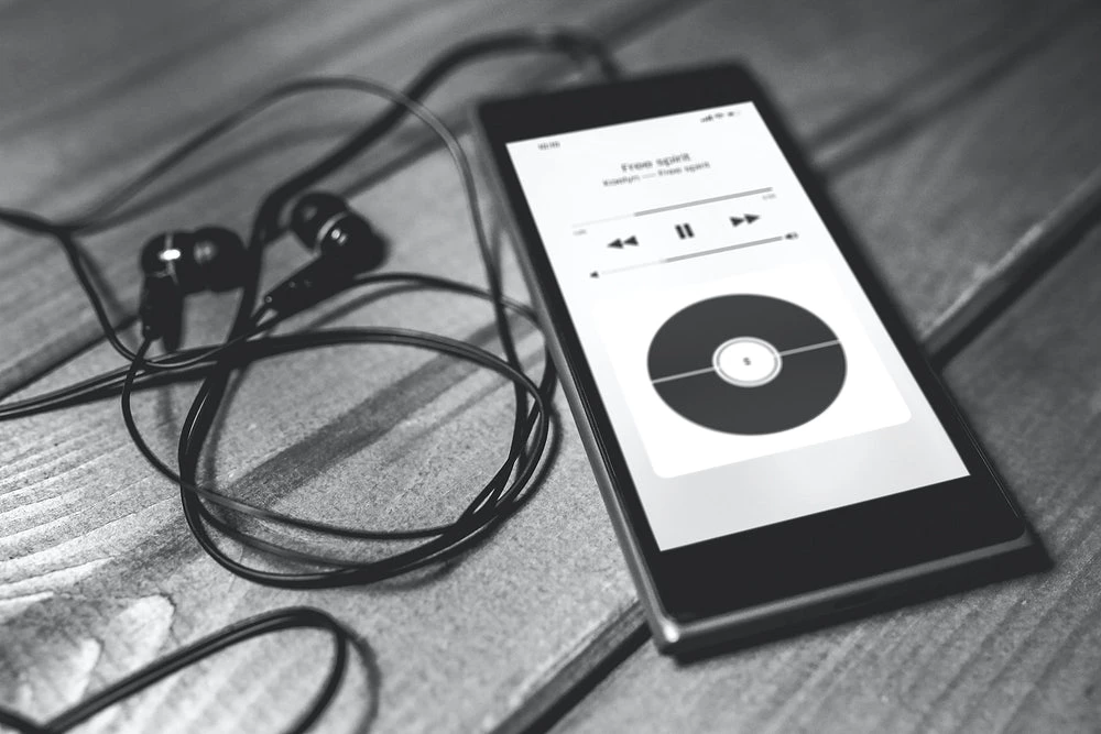 Quais os melhores fones de ouvido intra auricular? 6 os melhores fones de ouvido intra auricular