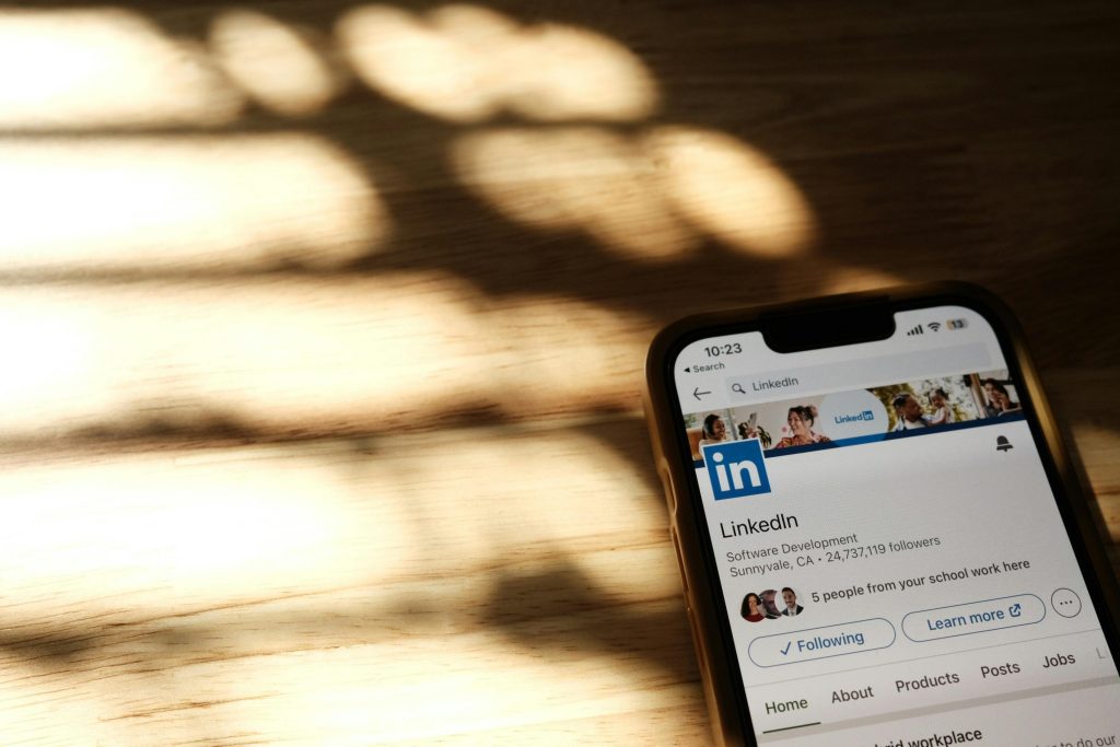 Como bloquear alguém no LinkedIn? 16 como bloquear alguém no LinkedIn