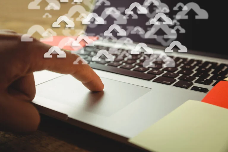 Como usar o WeTransfer no celular e computador