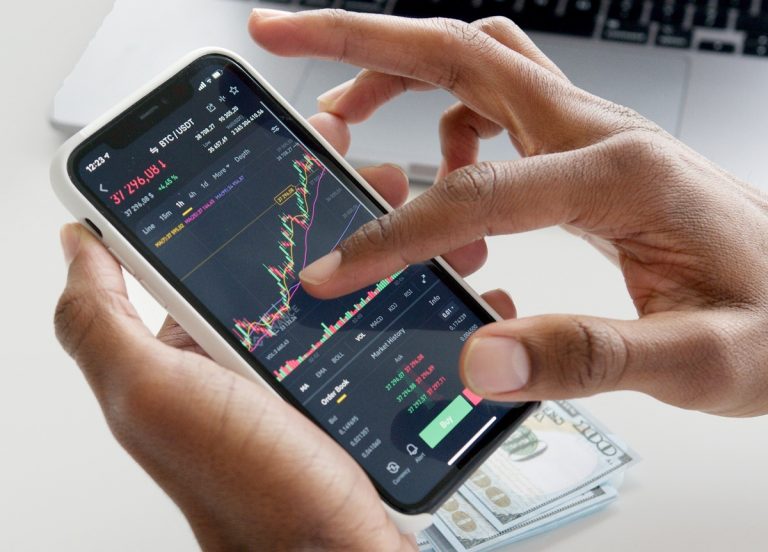 Como investir no tesouro direto pelo celular