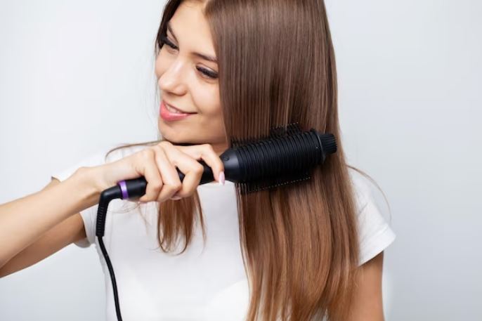 Escova alisadora funciona? Qual a melhor? As 10 melhores para comprar 18 escova alisadora funciona