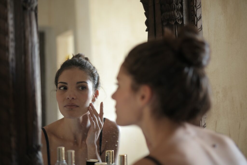 Skin care pele oleosa: 10 tutoriais virais para se inspirar 8 skin care pele oleosa