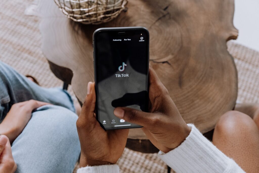 Códigos secretos Tik Tok: 367, 477, 297? O que significam? 12 Códigos secretos Tik Tok