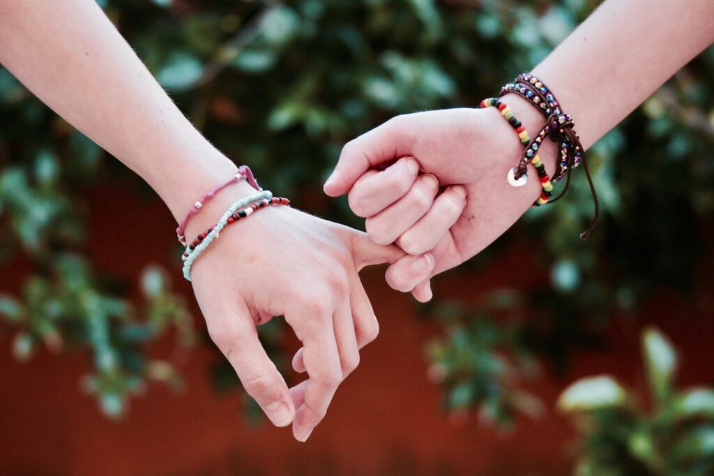Ideias de pulseiras de miçangas: comece agora a ganhar dinheiro 4 Ideias de pulseiras de miçangas