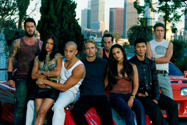 Velozes e Furiosos: a ordem correta e todos os destaques dos filmes 1 personagens do primeiro filme de velozes e furiosos